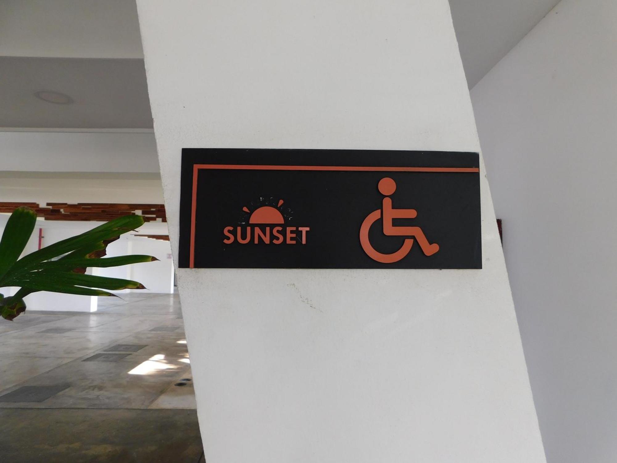 Sunset 205, Sleeps Six, Next Door To The Pool, 100M To The Beach! Jaco Exterior photo